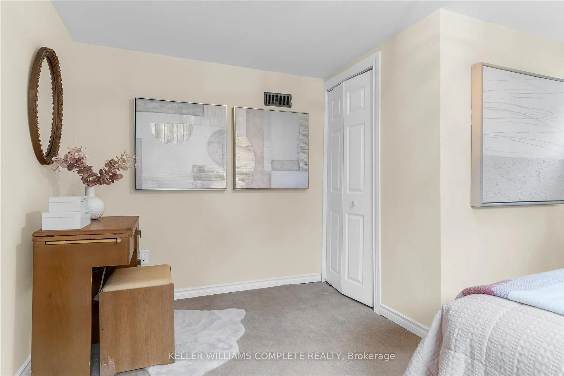 Photo 31 of 47 Battlefield Drive, Hamilton, Stoney Creek — HOMEH