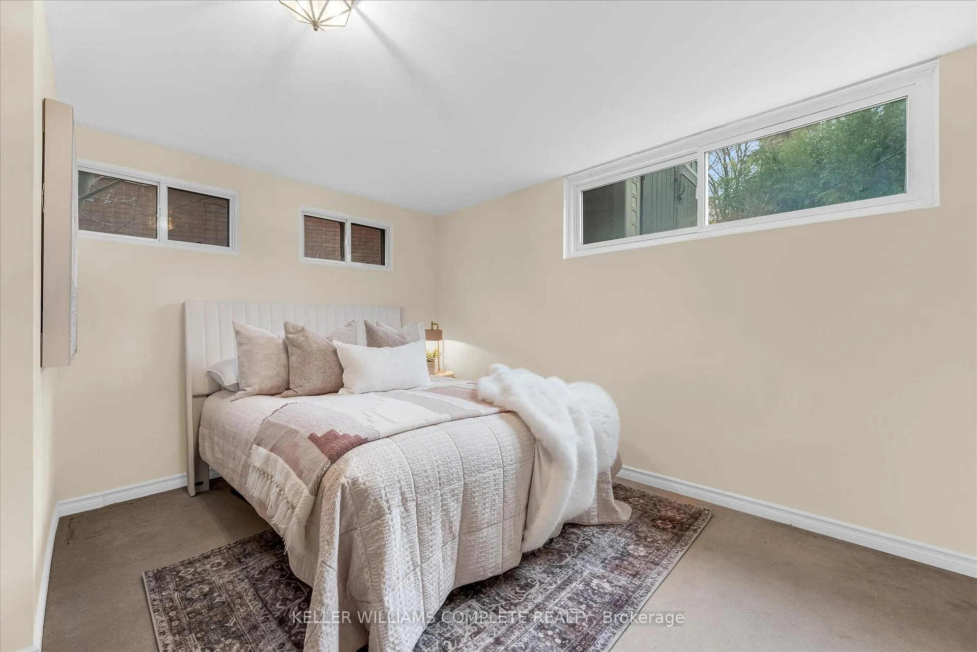 Photo 32 of 47 Battlefield Drive, Hamilton, Stoney Creek — HOMEH