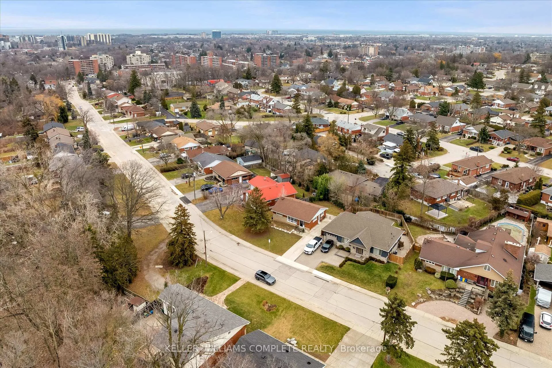 Photo 46 of 47 Battlefield Drive, Hamilton, Stoney Creek — HOMEH