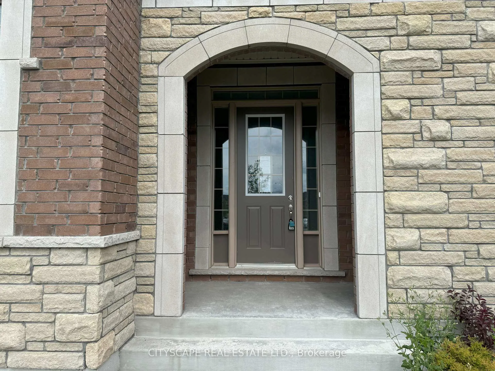Photo 3 of 51 Sanford Circle, Springwater, Centre Vespra — HOMEH