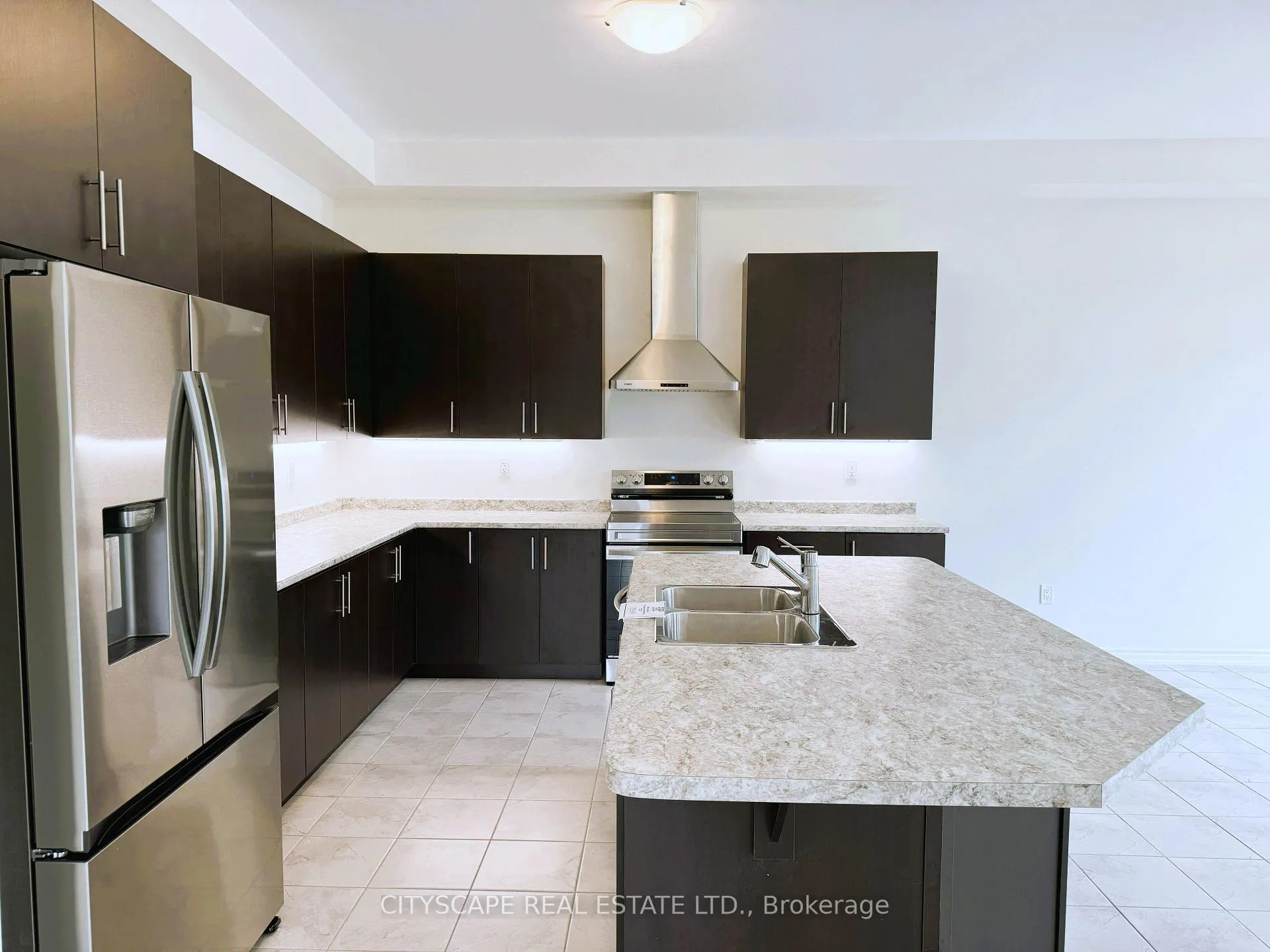 Photo 8 of 51 Sanford Circle, Springwater, Centre Vespra — HOMEH