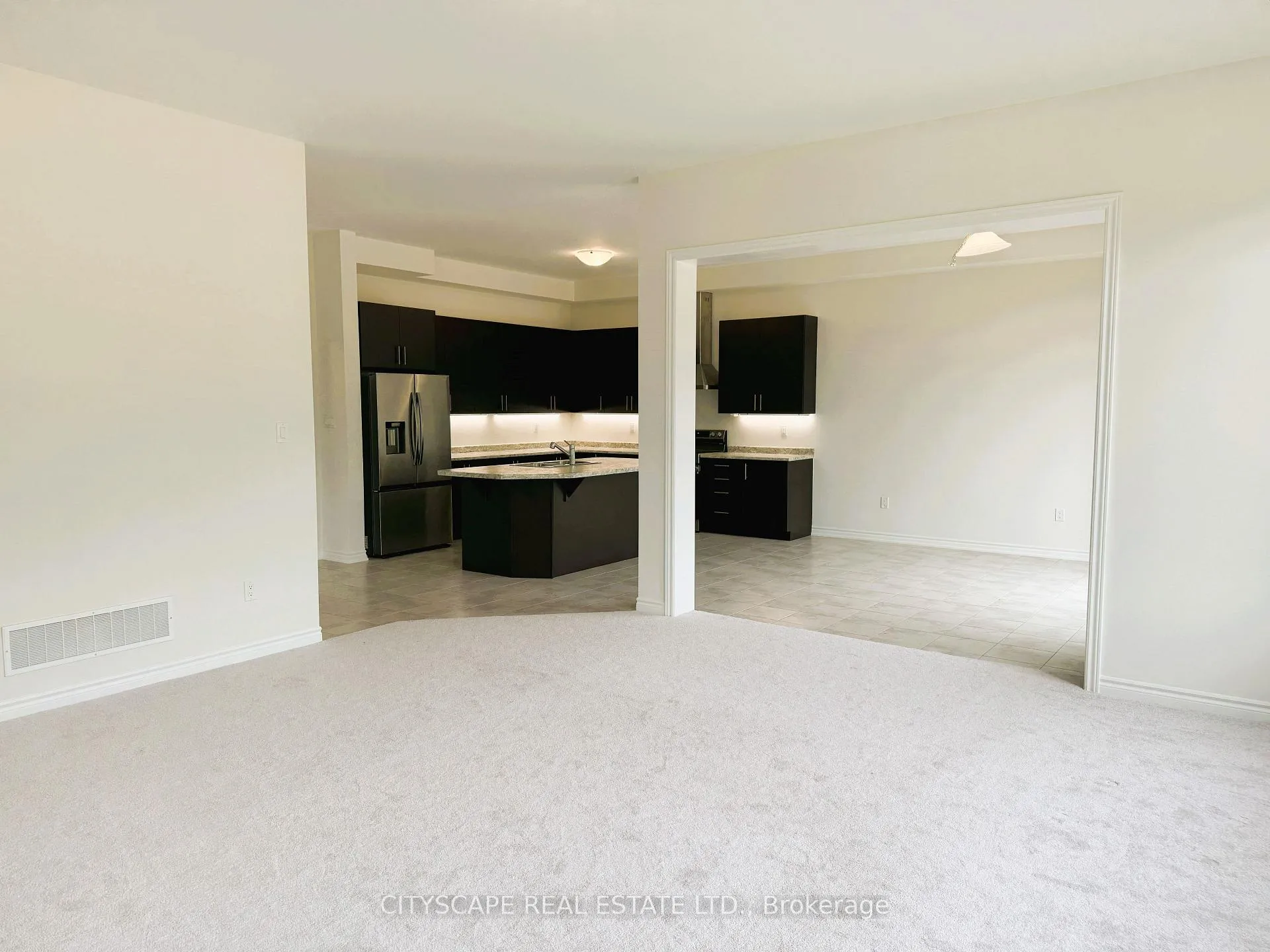 Photo 11 of 51 Sanford Circle, Springwater, Centre Vespra — HOMEH