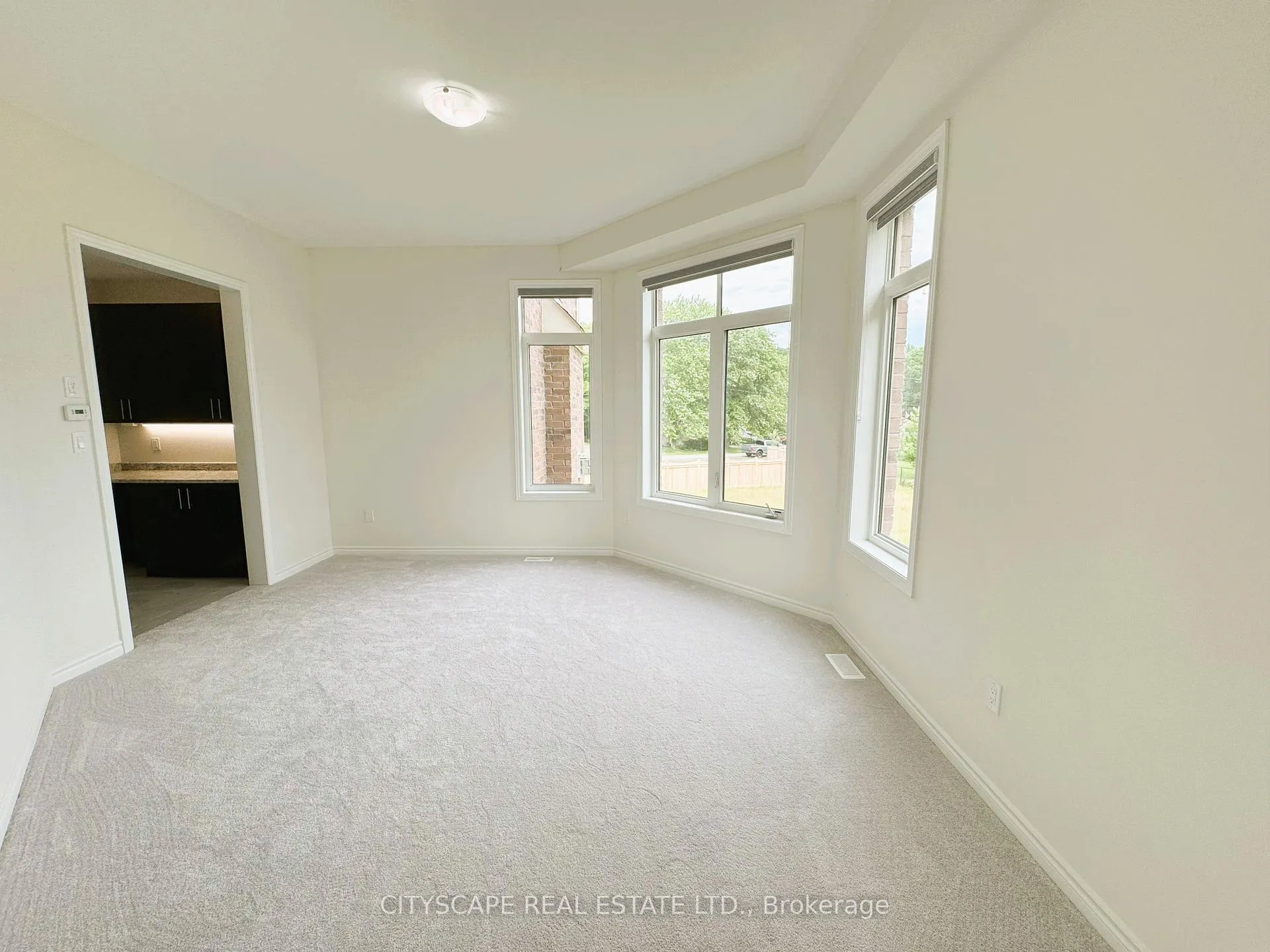 Photo 14 of 51 Sanford Circle, Springwater, Centre Vespra — HOMEH
