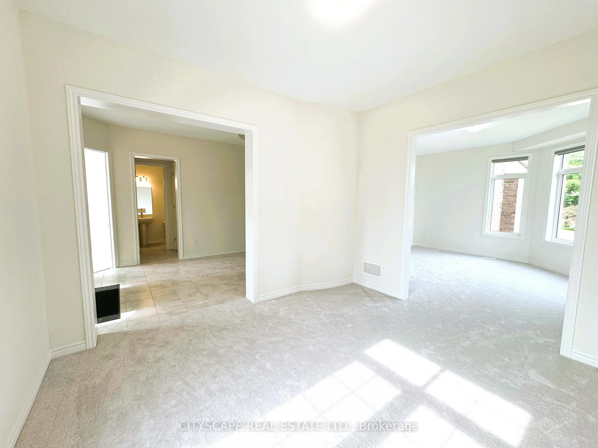 Photo 16 of 51 Sanford Circle, Springwater, Centre Vespra — HOMEH