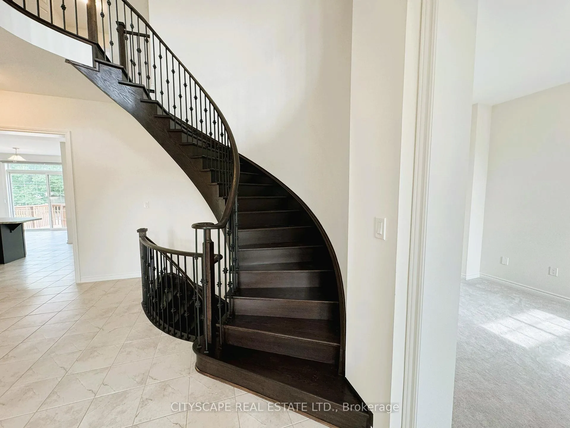 Photo 19 of 51 Sanford Circle, Springwater, Centre Vespra — HOMEH