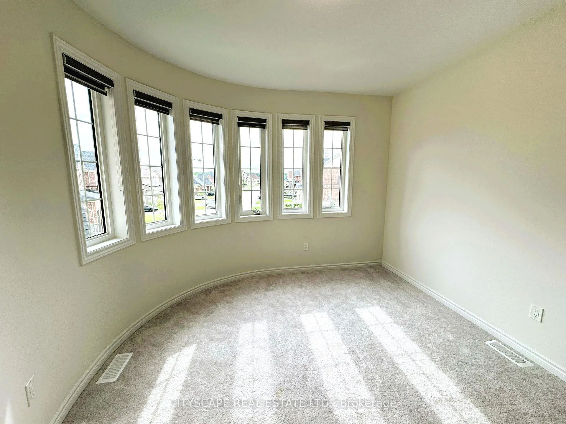 Photo 28 of 51 Sanford Circle, Springwater, Centre Vespra — HOMEH