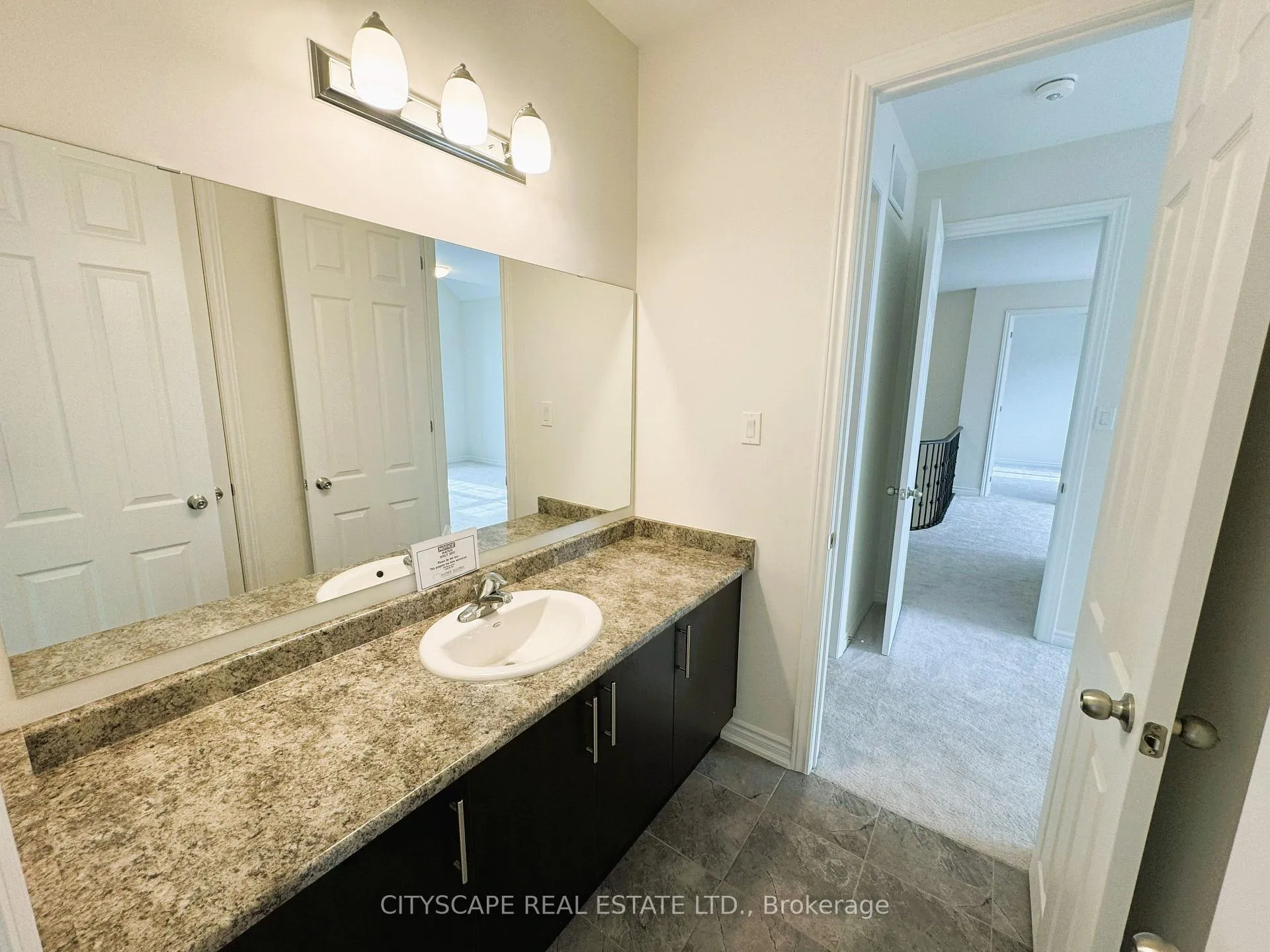 Photo 31 of 51 Sanford Circle, Springwater, Centre Vespra — HOMEH