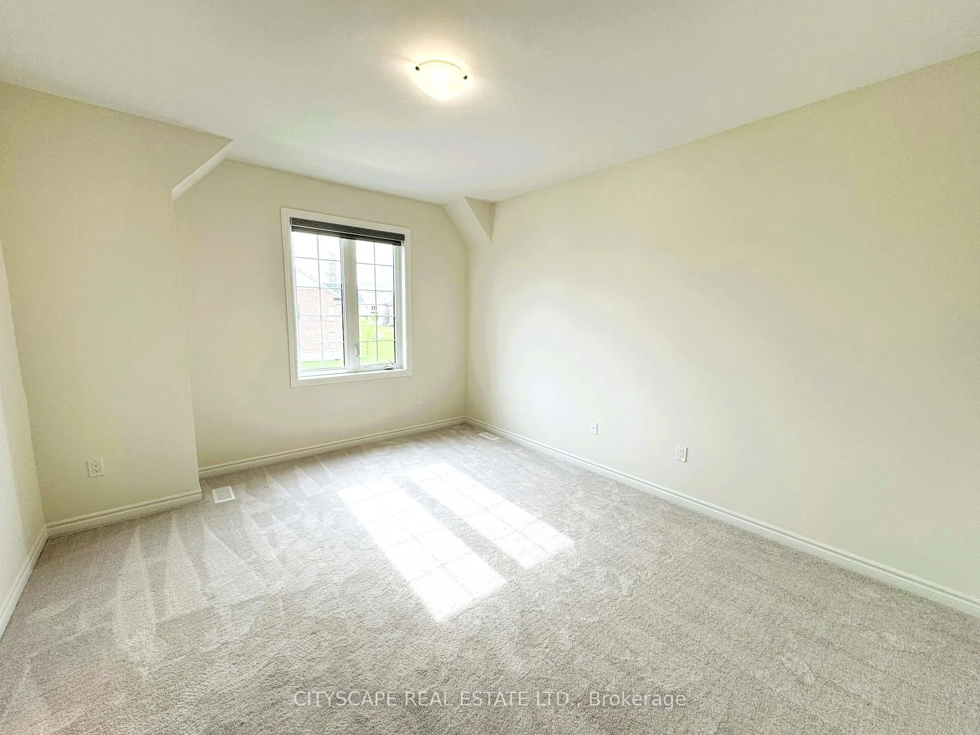 Photo 32 of 51 Sanford Circle, Springwater, Centre Vespra — HOMEH