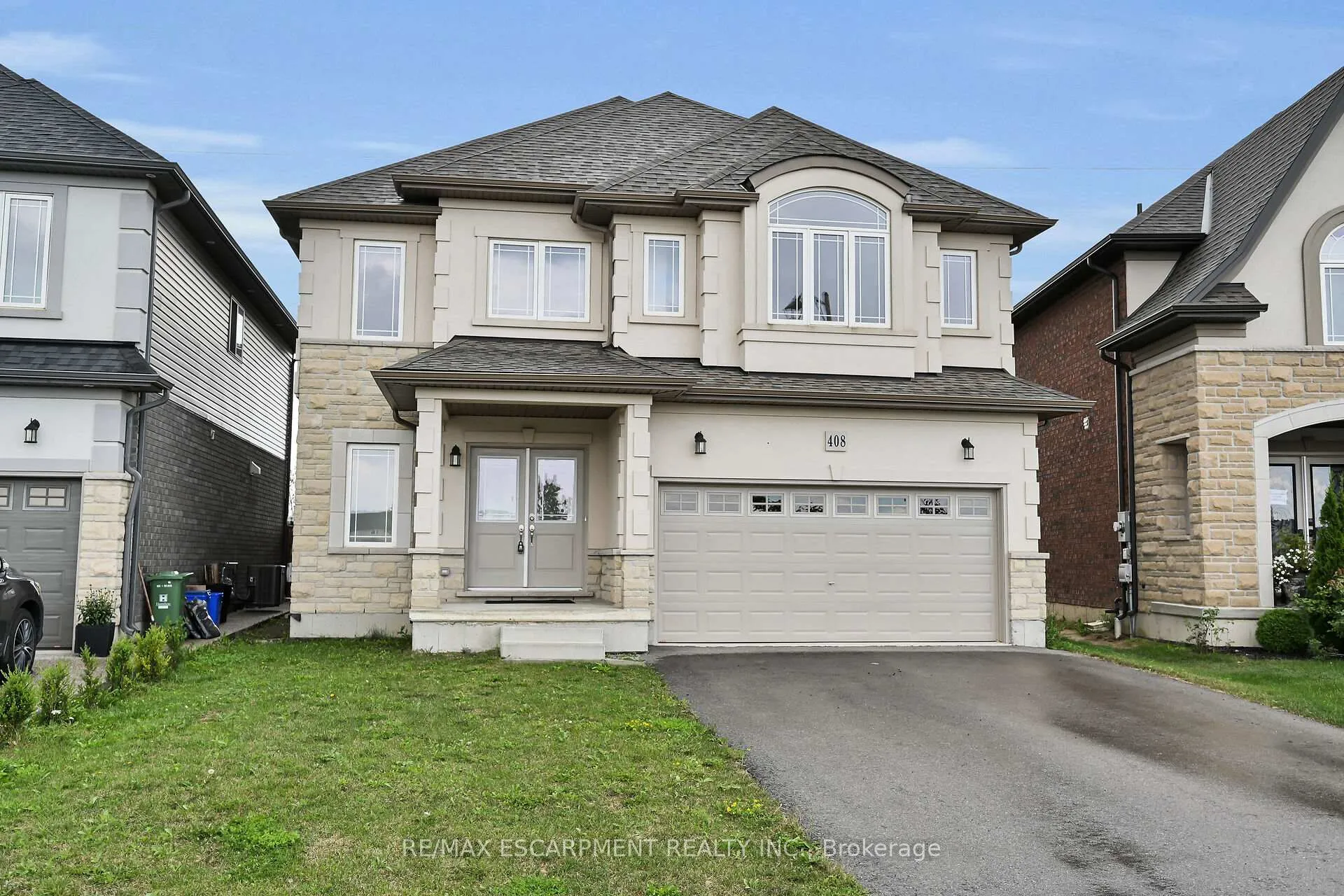 Photo 1 of 408 Dalgleish Trail, Hamilton, Stoney Creek Mountain — HOMEH