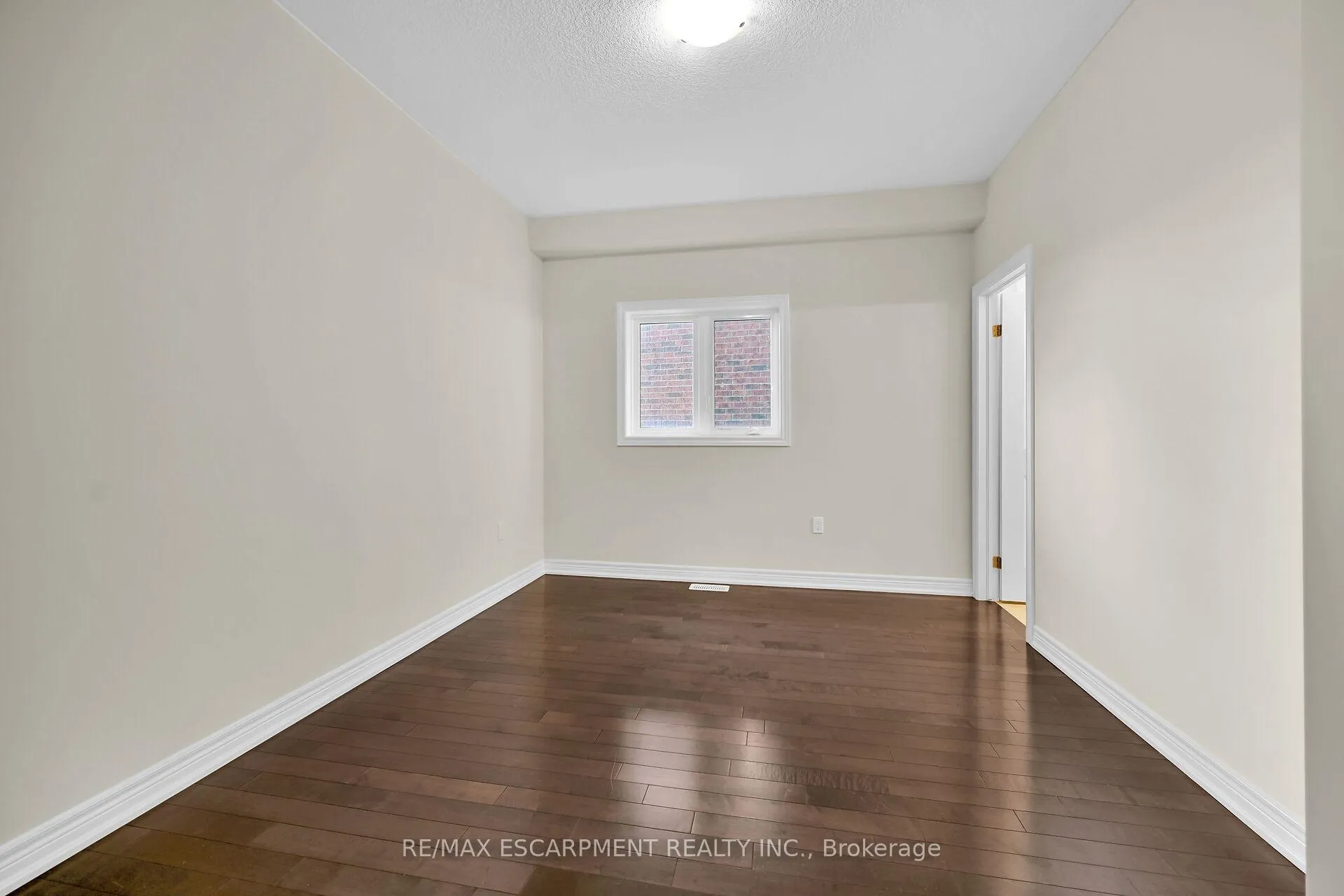 Photo 17 of 408 Dalgleish Trail, Hamilton, Stoney Creek Mountain — HOMEH