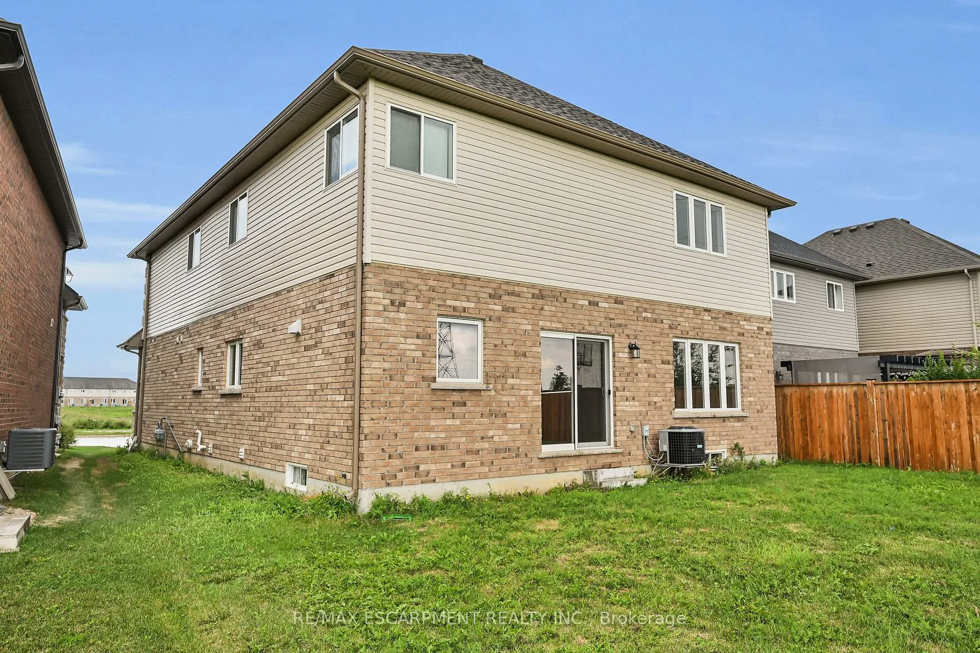 Photo 36 of 408 Dalgleish Trail, Hamilton, Stoney Creek Mountain — HOMEH