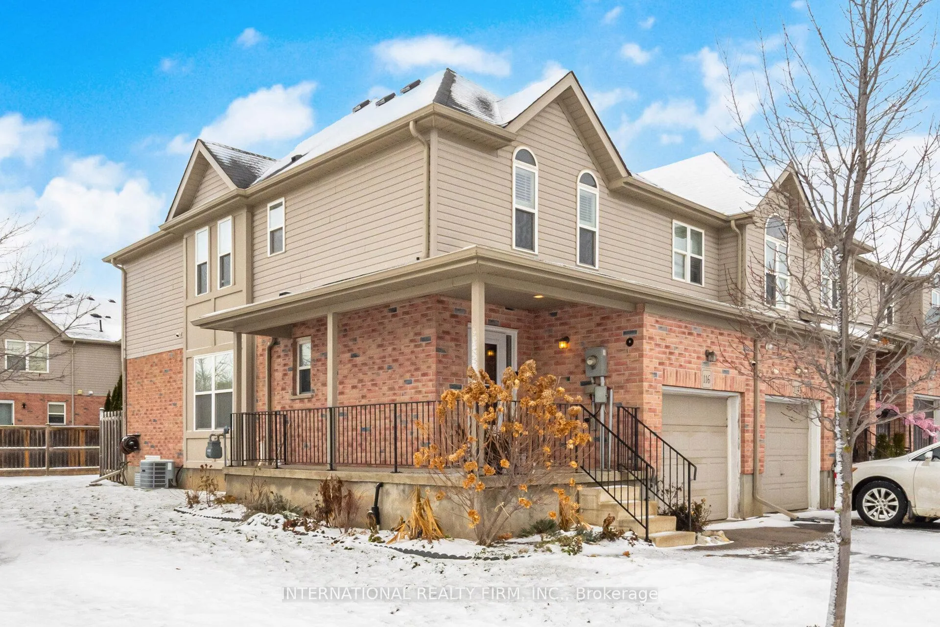Photo 1 of 116 Brookfield Crescent, Kitchener, Country Hills West — HOMEH