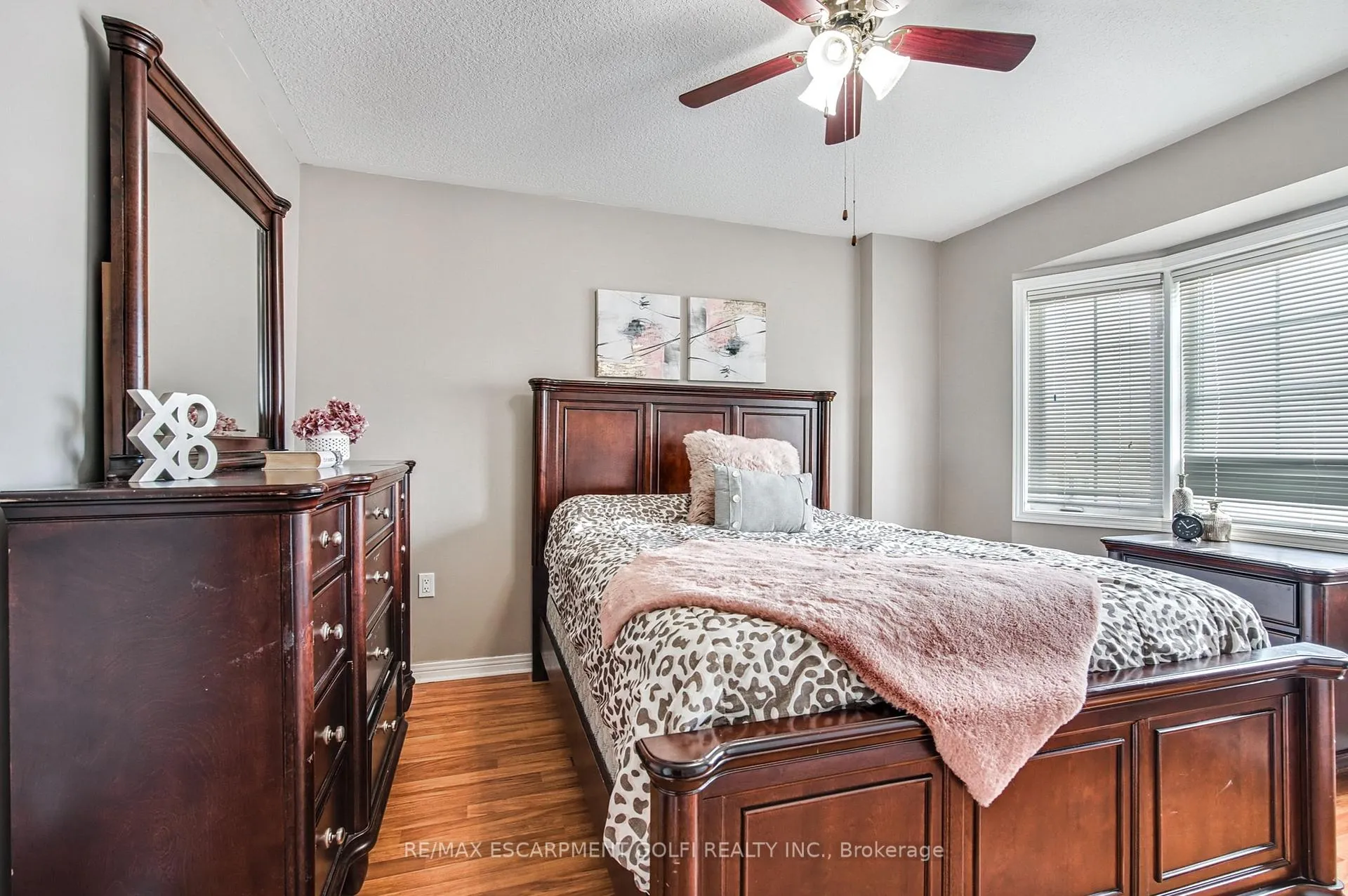 Photo 24 of 24 Diamond Court, Hamilton, Mountview — HOMEH