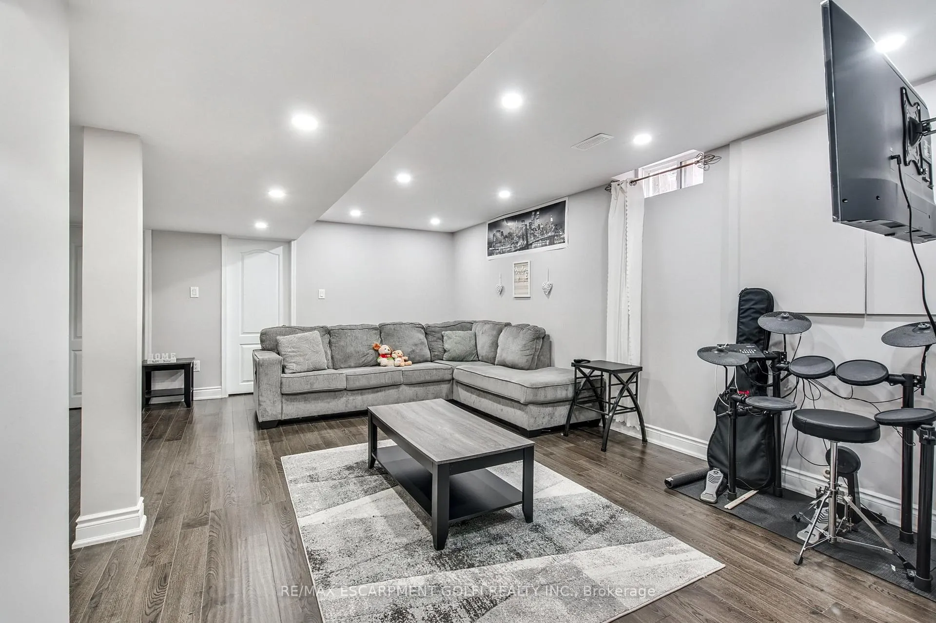 Photo 28 of 24 Diamond Court, Hamilton, Mountview — HOMEH