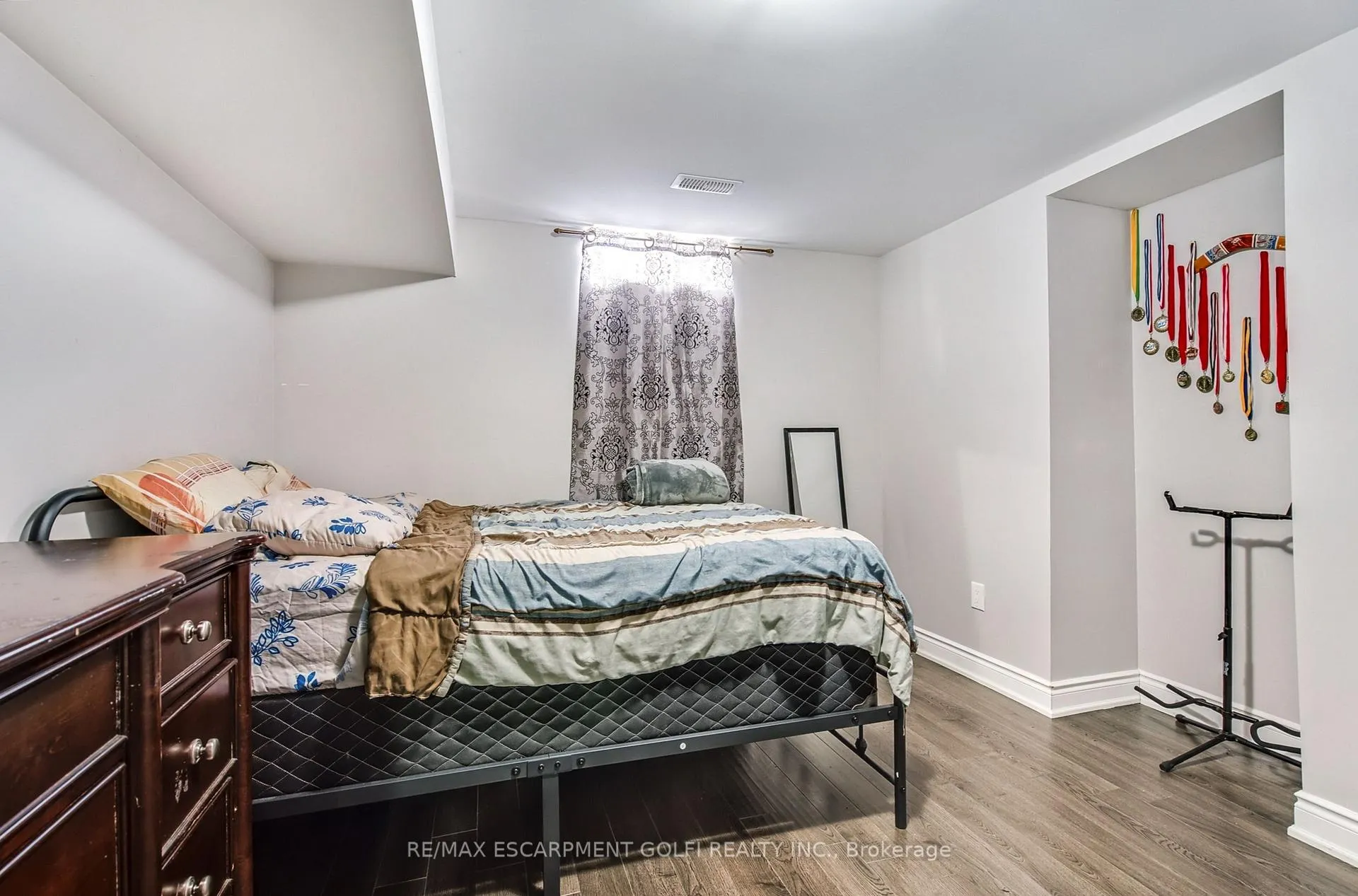 Photo 35 of 24 Diamond Court, Hamilton, Mountview — HOMEH