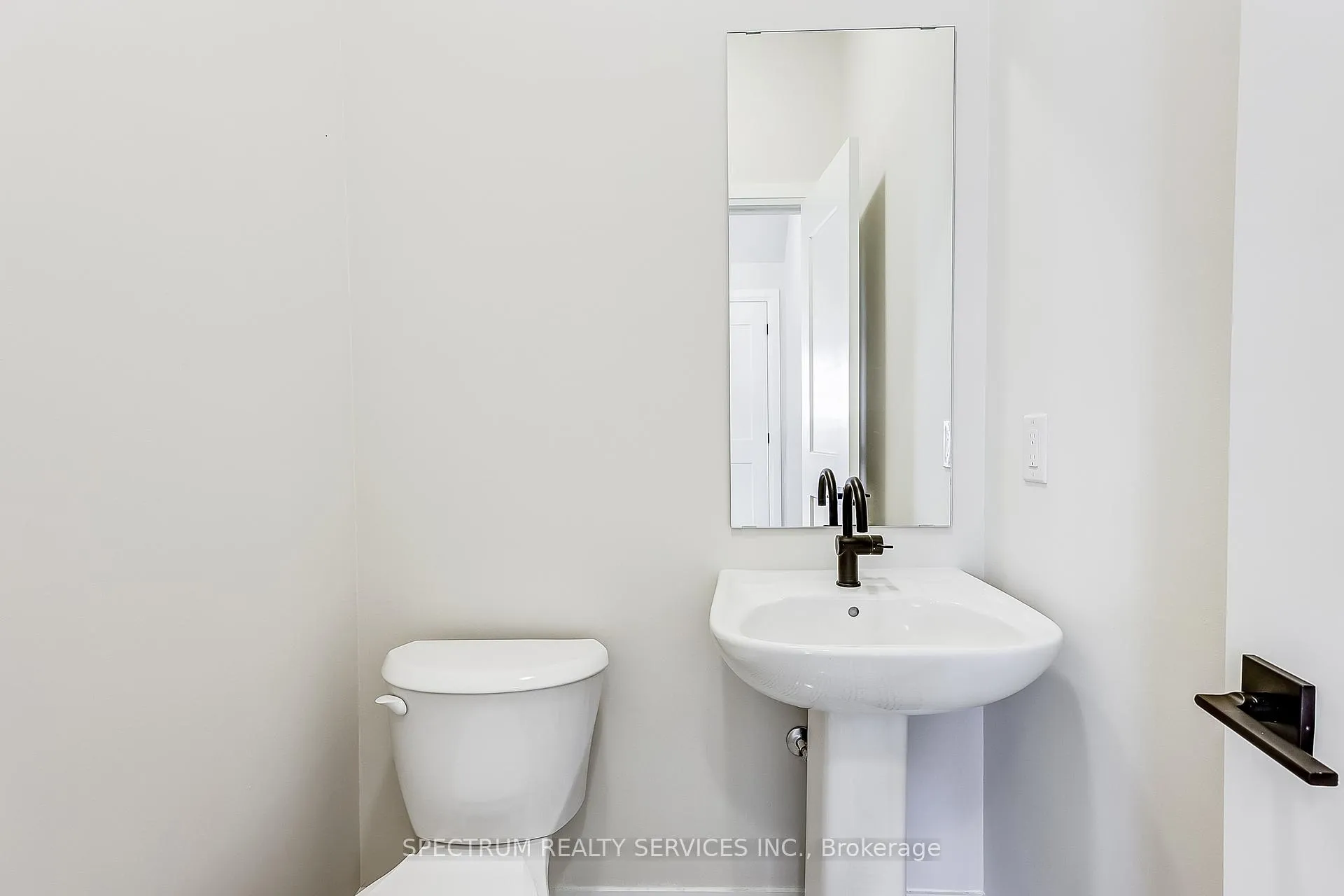 Photo 15 of 42 The Barley Lea Street, Markham, Cornell — HOMEH