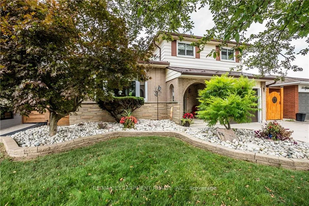 Photo 2 of 29 Abbington Drive, Hamilton, Gilbert — HOMEH