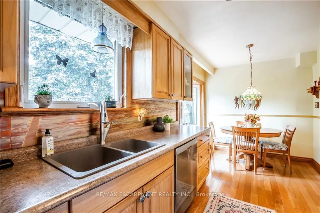 Photo 17 of 29 Abbington Drive, Hamilton, Gilbert — HOMEH