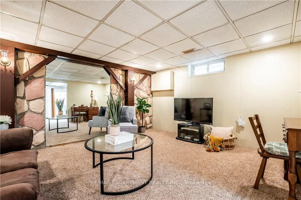 Photo 30 of 29 Abbington Drive, Hamilton, Gilbert — HOMEH
