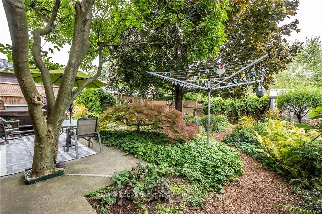 Photo 33 of 29 Abbington Drive, Hamilton, Gilbert — HOMEH