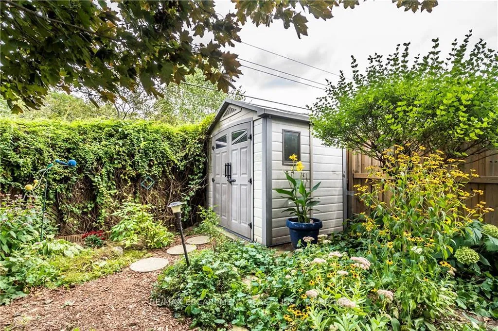 Photo 35 of 29 Abbington Drive, Hamilton, Gilbert — HOMEH