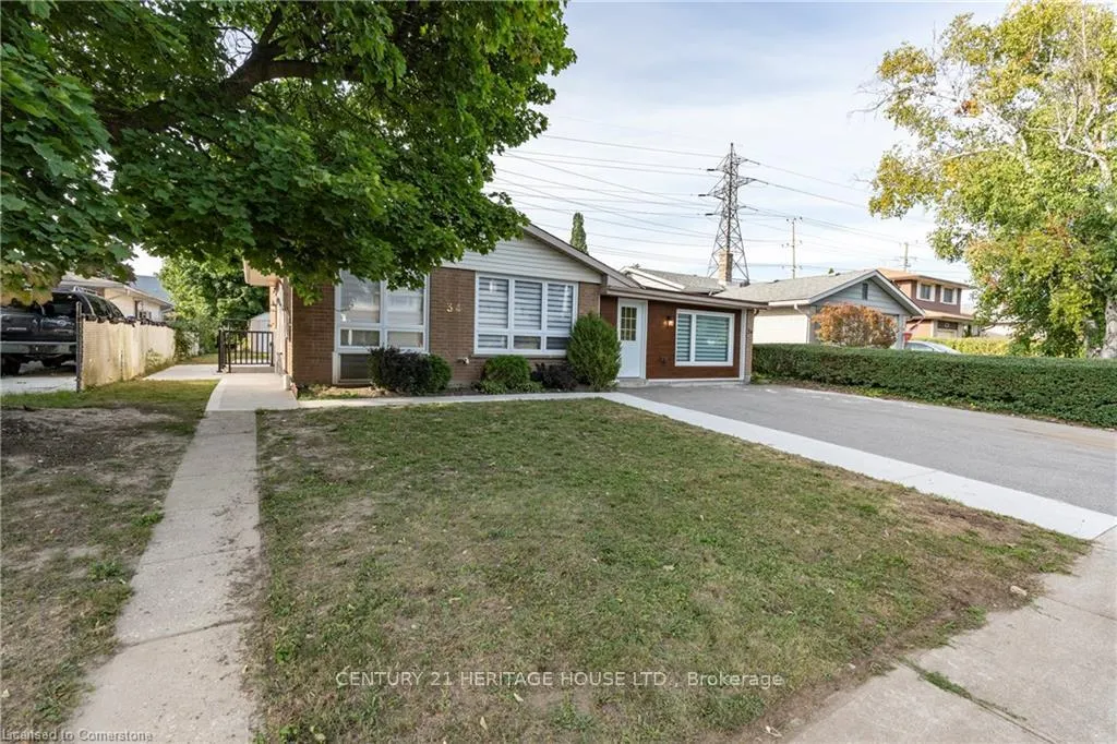Photo 2 of 34 Dooley Drive, Kitchener — HOMEH