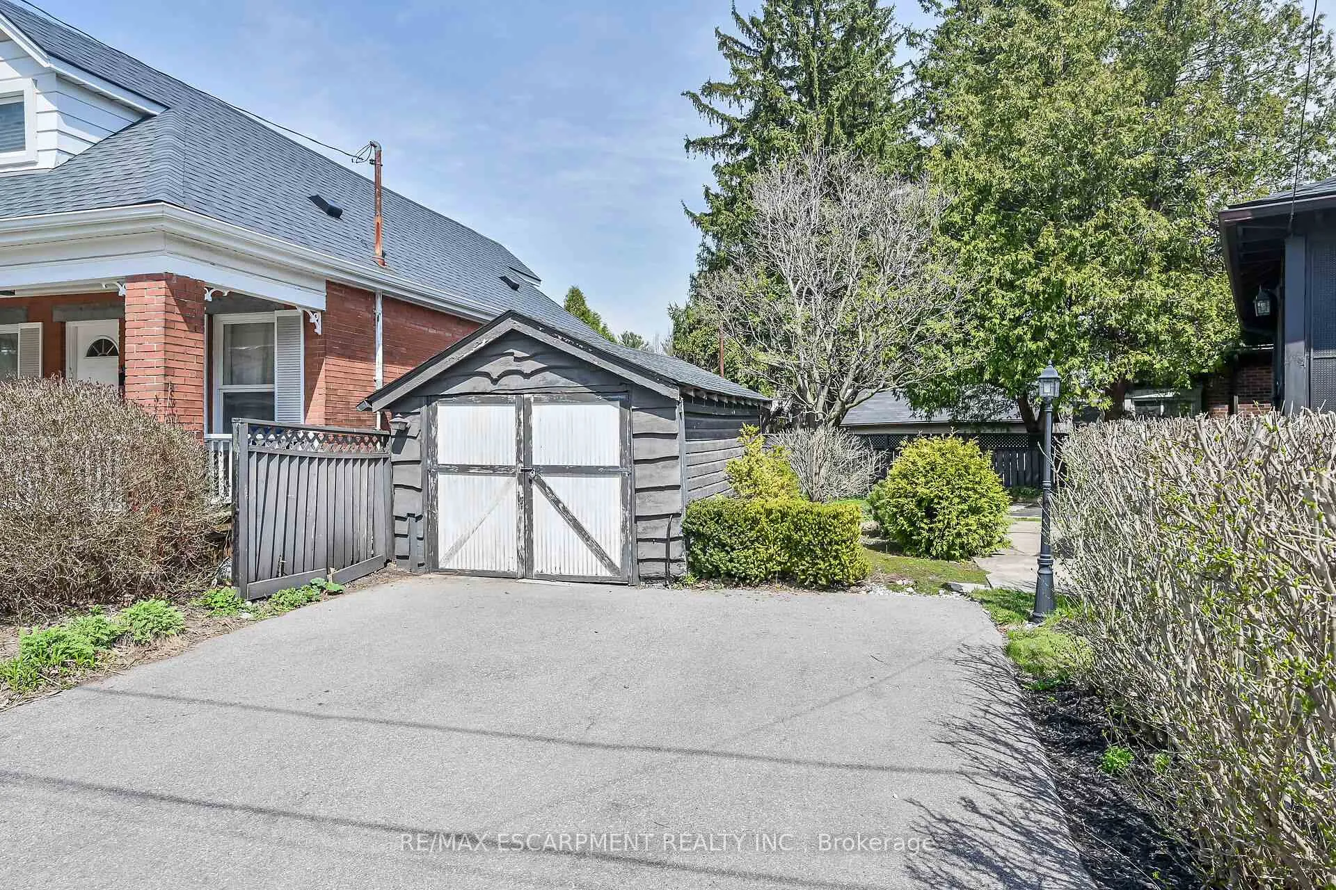 Photo 39 of 42 Newton Avenue, Hamilton, Westdale — HOMEH