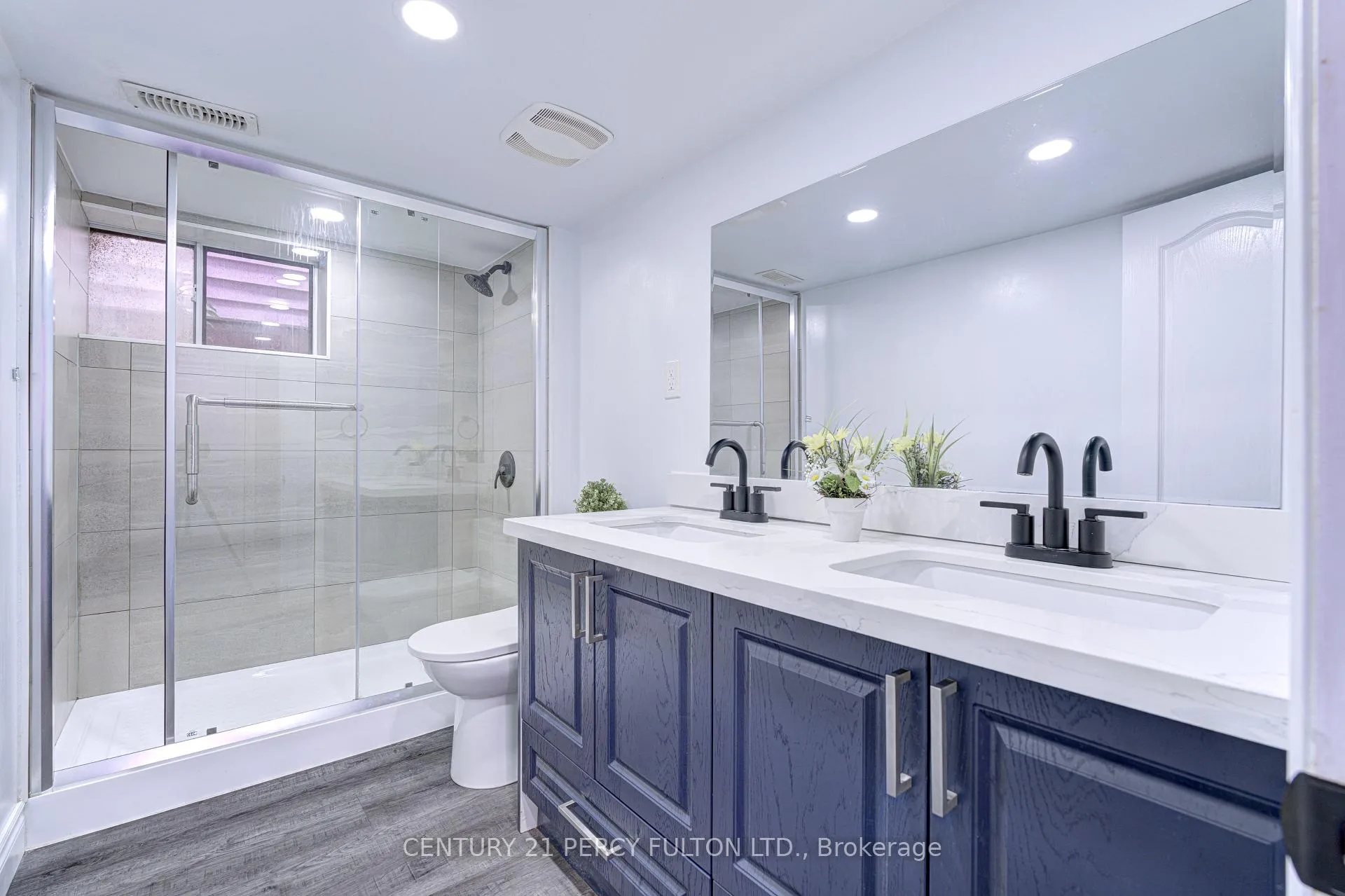 Photo 13 of 477 Britannia Avenue, Hamilton, Normanhurst — HOMEH