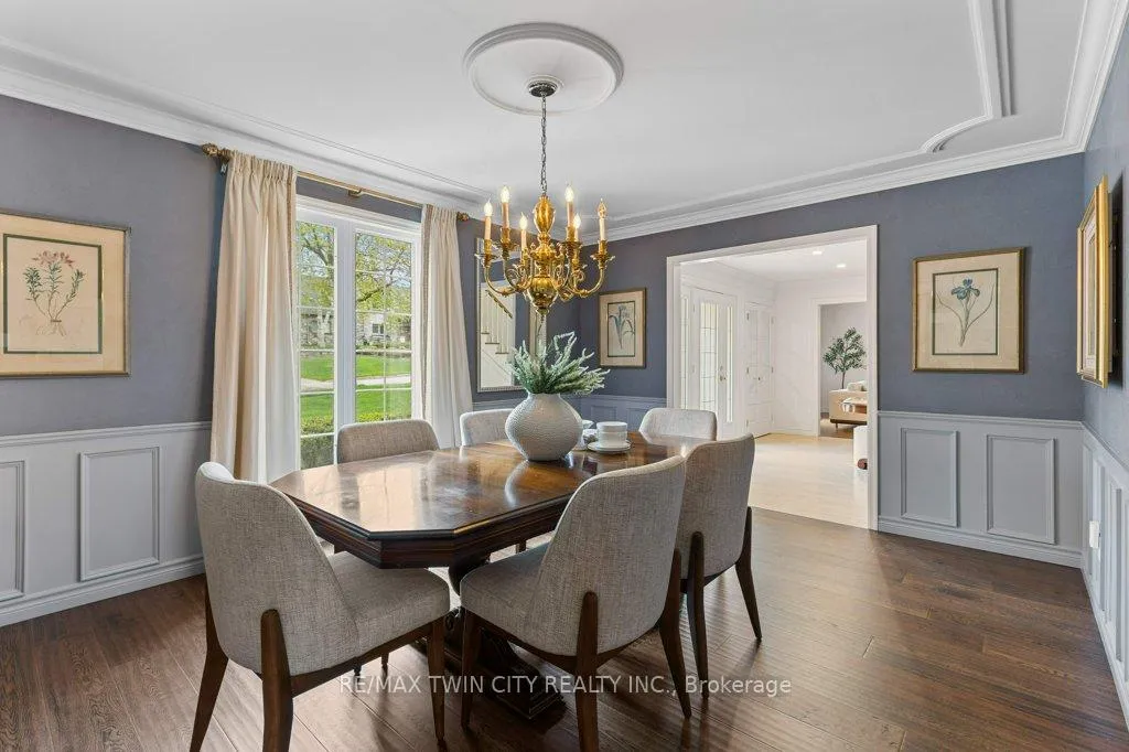 Photo 17 of 302 Shakespeare Drive, Waterloo — HOMEH