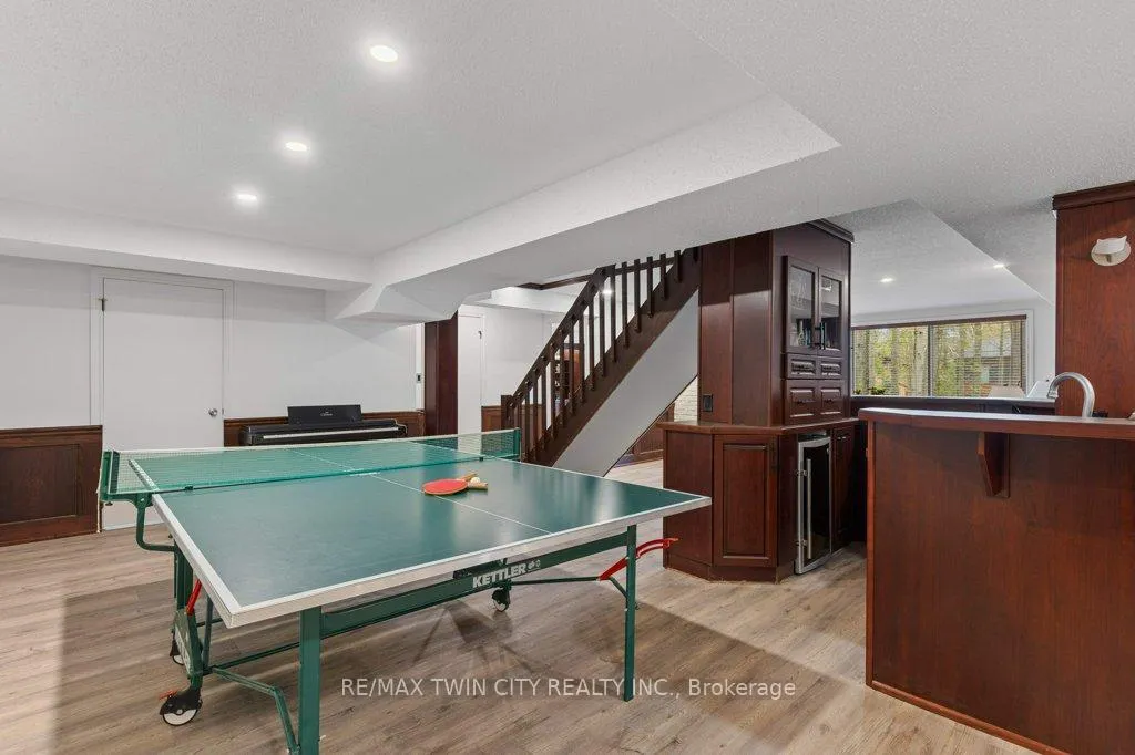 Photo 33 of 302 Shakespeare Drive, Waterloo — HOMEH