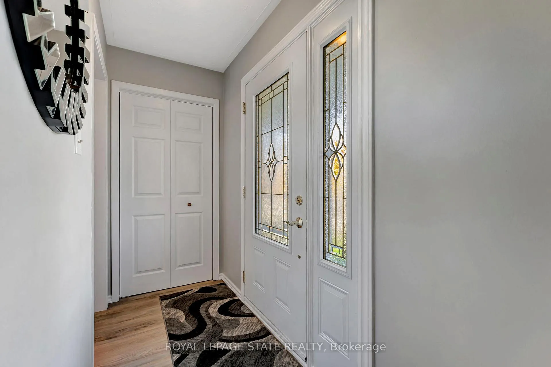 Photo 5 of 65 1/2 Eastbury Drive, Hamilton, Stoney Creek — HOMEH