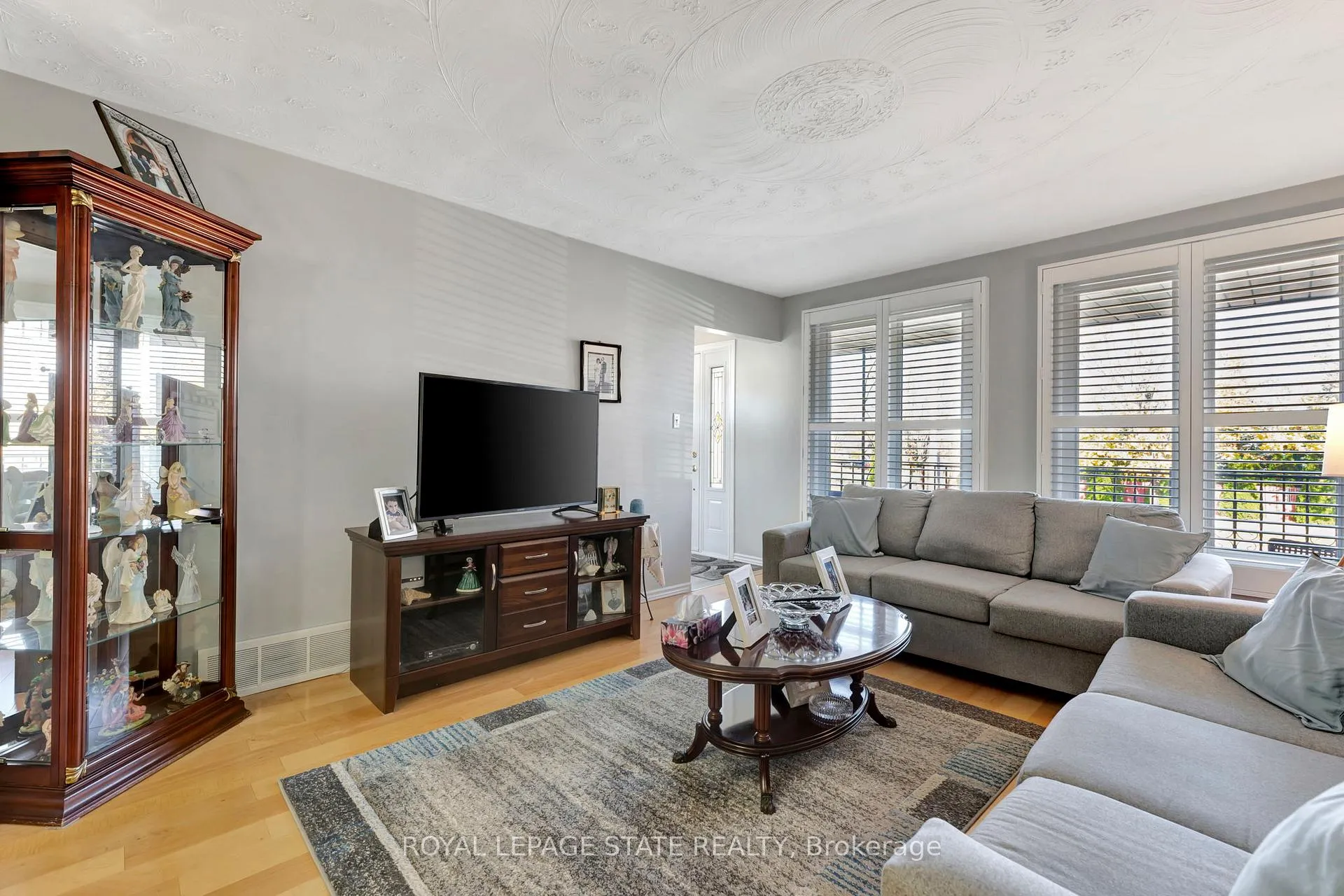 Photo 8 of 65 1/2 Eastbury Drive, Hamilton, Stoney Creek — HOMEH