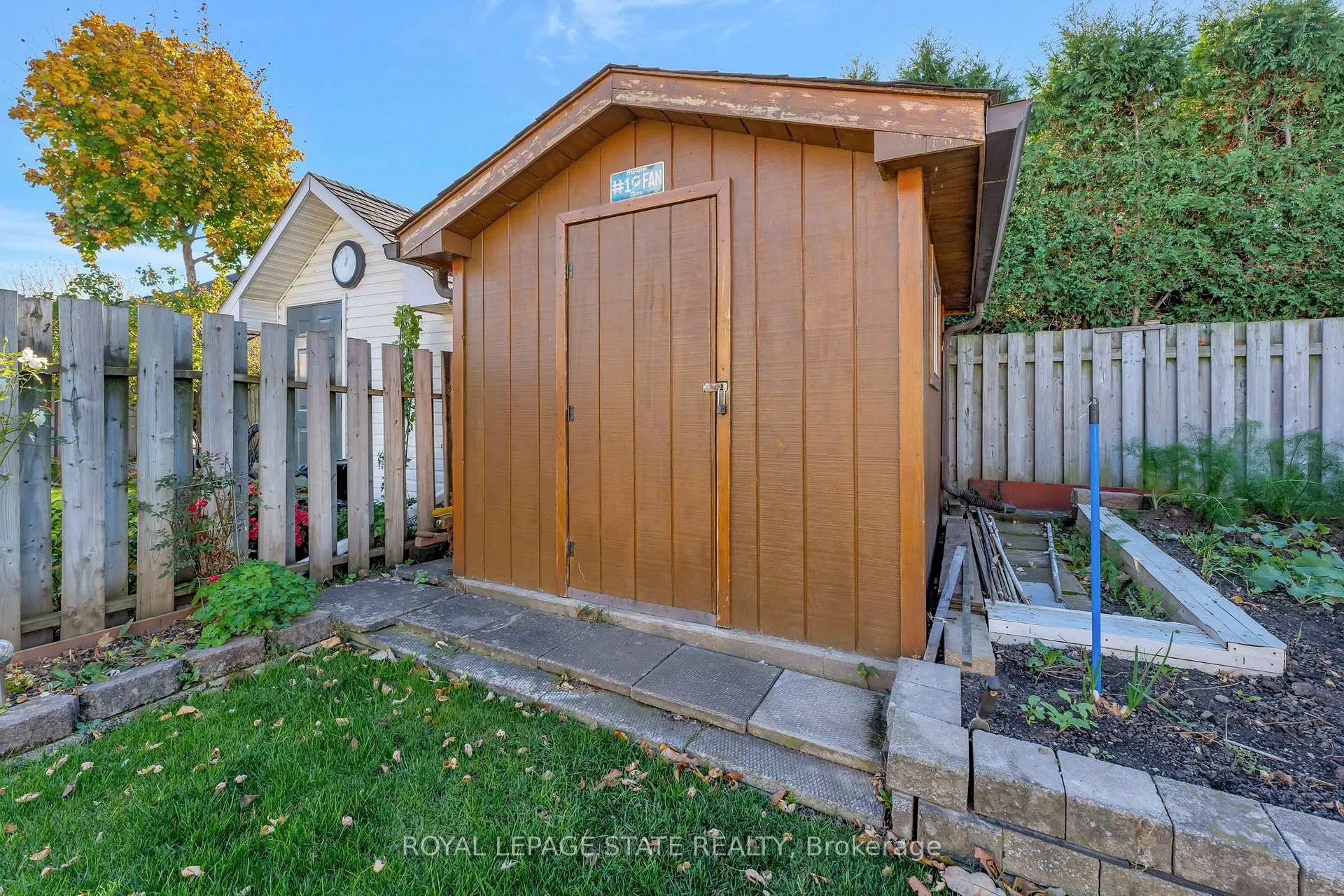 Photo 35 of 65 1/2 Eastbury Drive, Hamilton, Stoney Creek — HOMEH