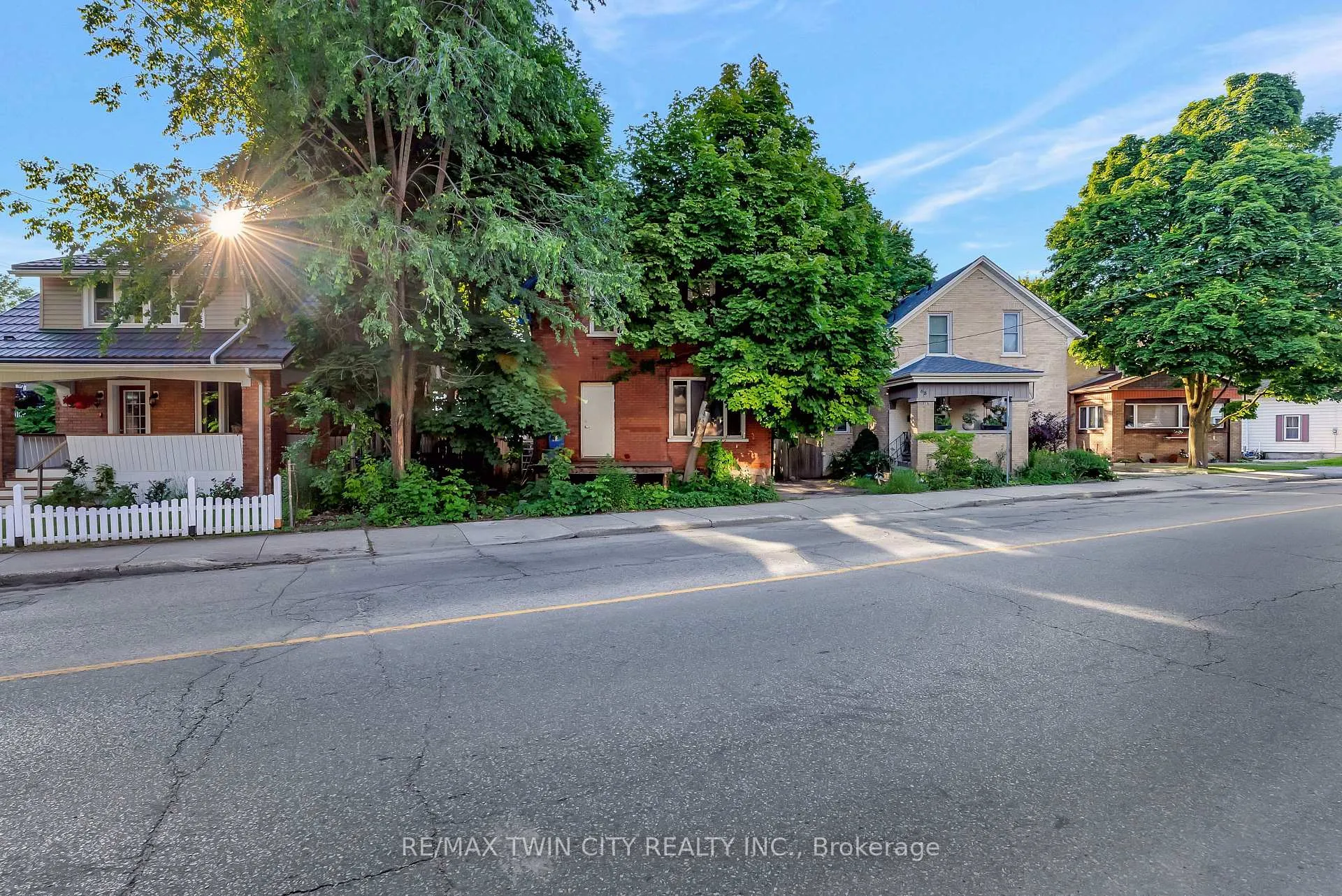 Photo 2 of 66 Union Street E, Waterloo — HOMEH