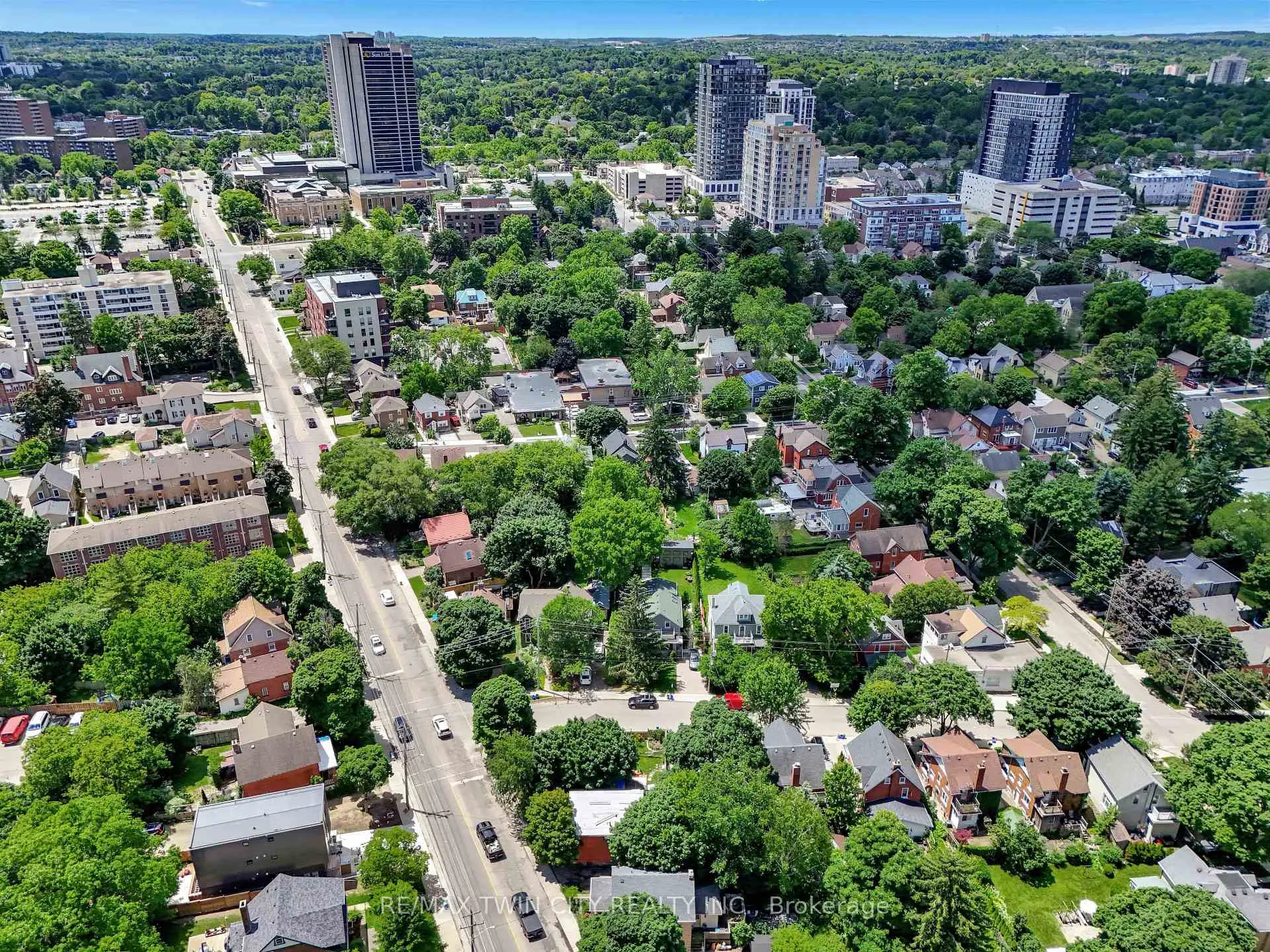 Photo 13 of 66 Union Street E, Waterloo — HOMEH