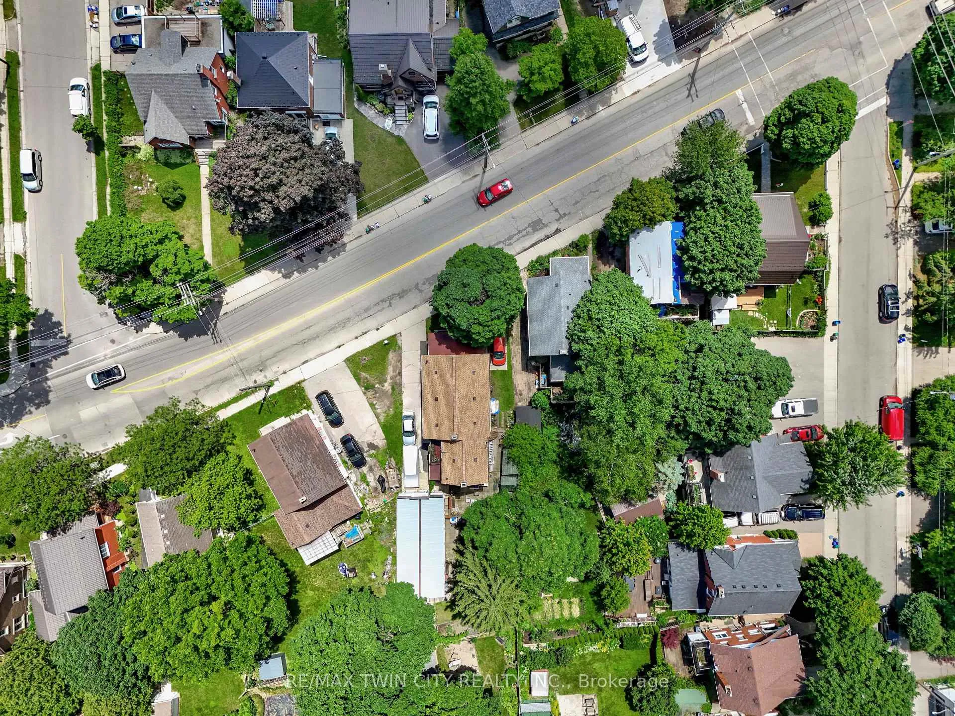 Photo 14 of 66 Union Street E, Waterloo — HOMEH