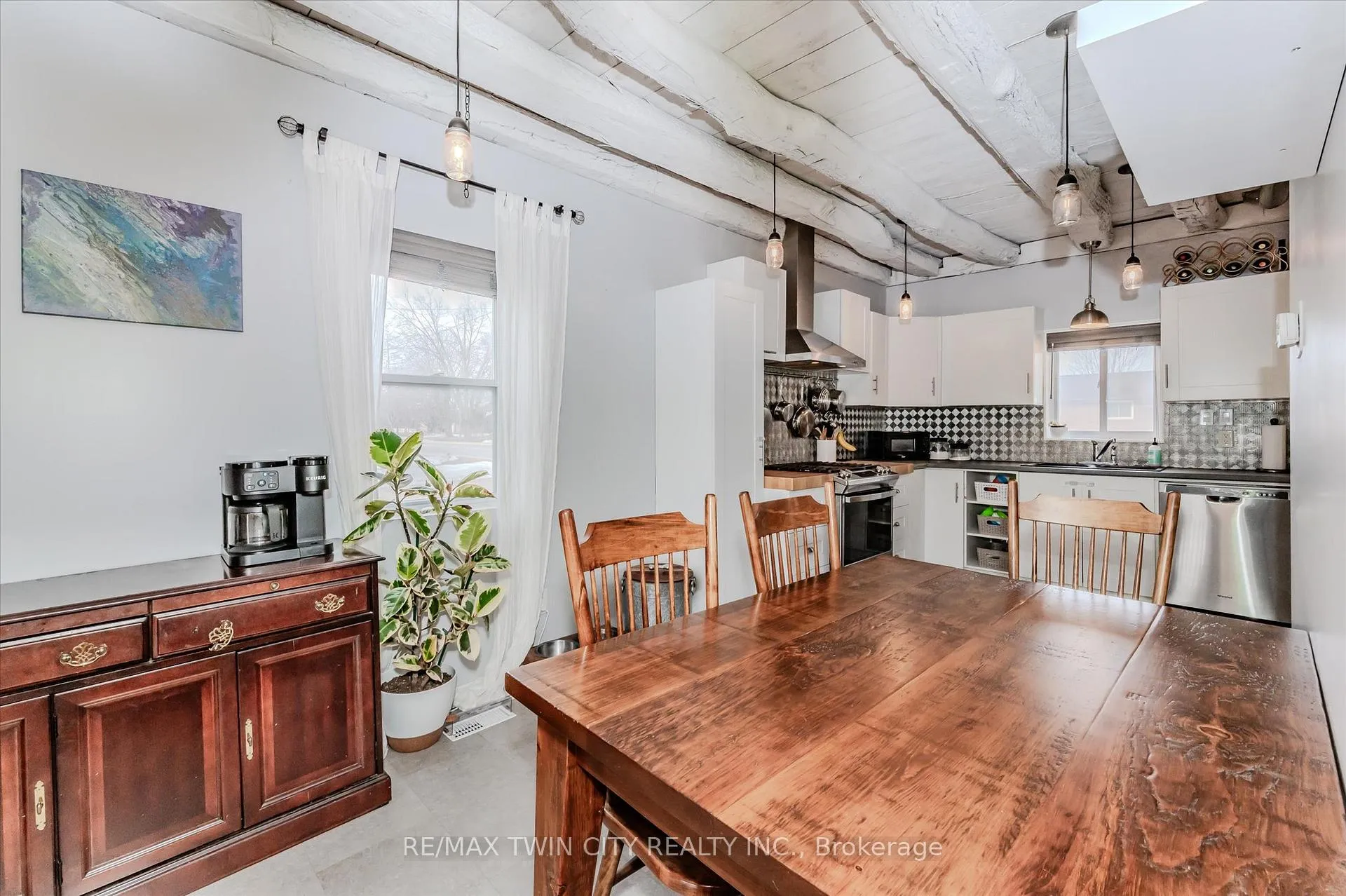 Photo 16 of 999 Northfield Drive E, Woolwich — HOMEH
