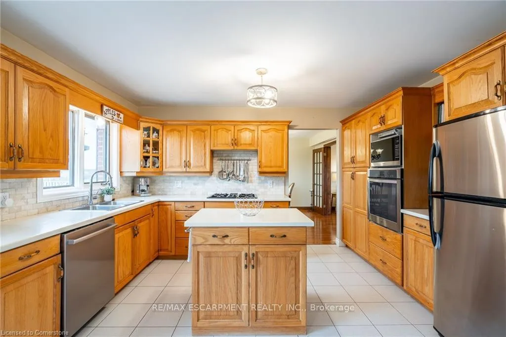Photo 13 of 6166 Sinclairville Road, Hamilton, Rural Glanbrook — HOMEH
