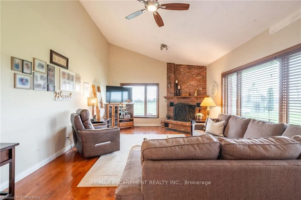 Photo 16 of 6166 Sinclairville Road, Hamilton, Rural Glanbrook — HOMEH