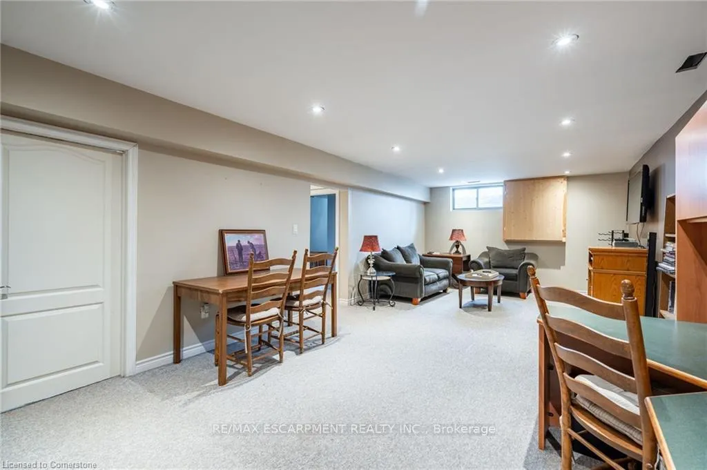 Photo 25 of 6166 Sinclairville Road, Hamilton, Rural Glanbrook — HOMEH