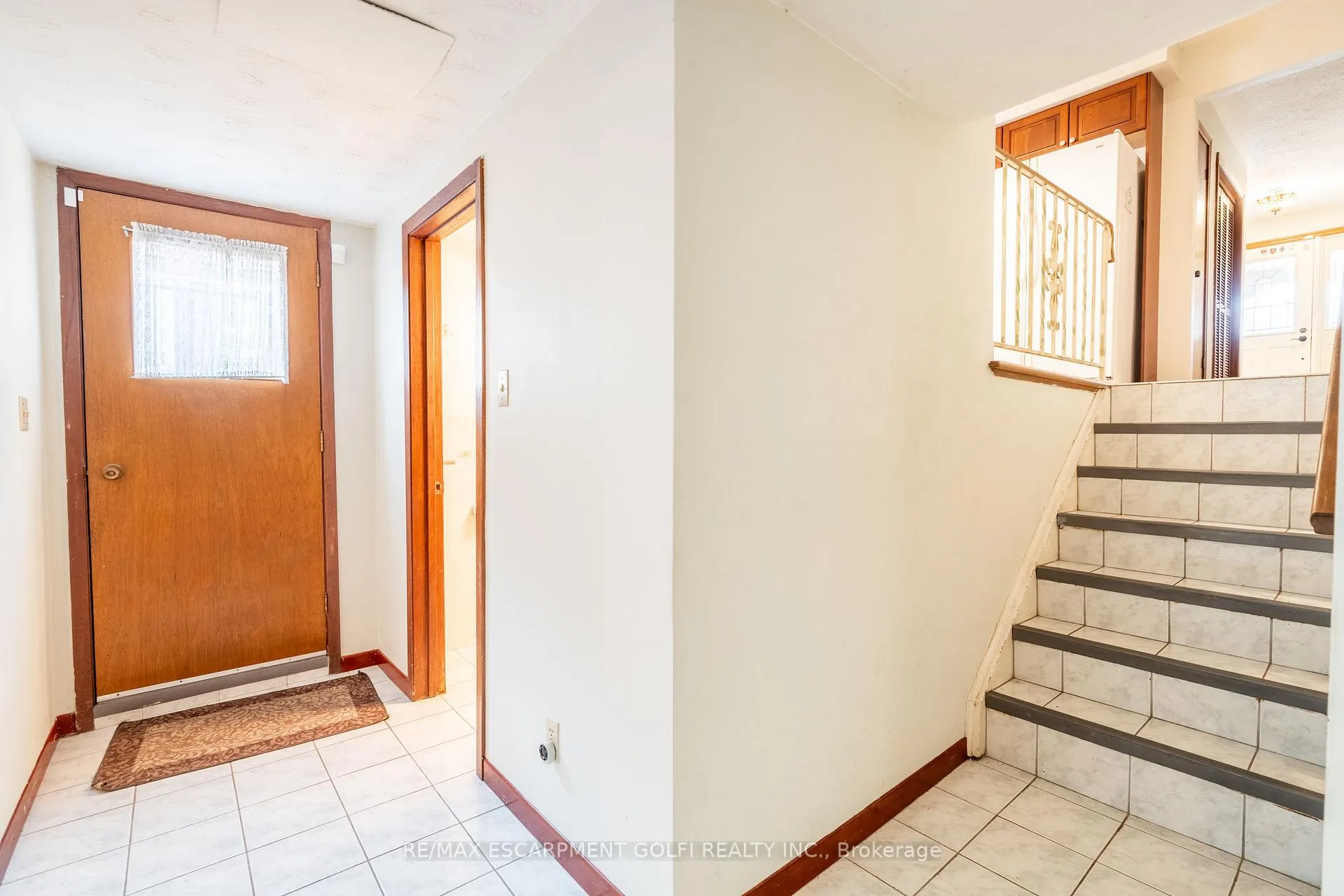 Photo 22 of 98 Summercrest Drive, Hamilton, Gershome — HOMEH