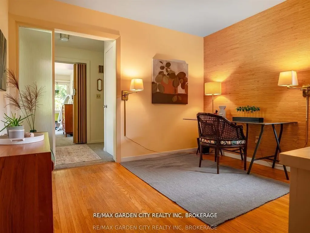 Photo 24 of 46 Henley Drive, St. Catharines, Martindale Pond — HOMEH