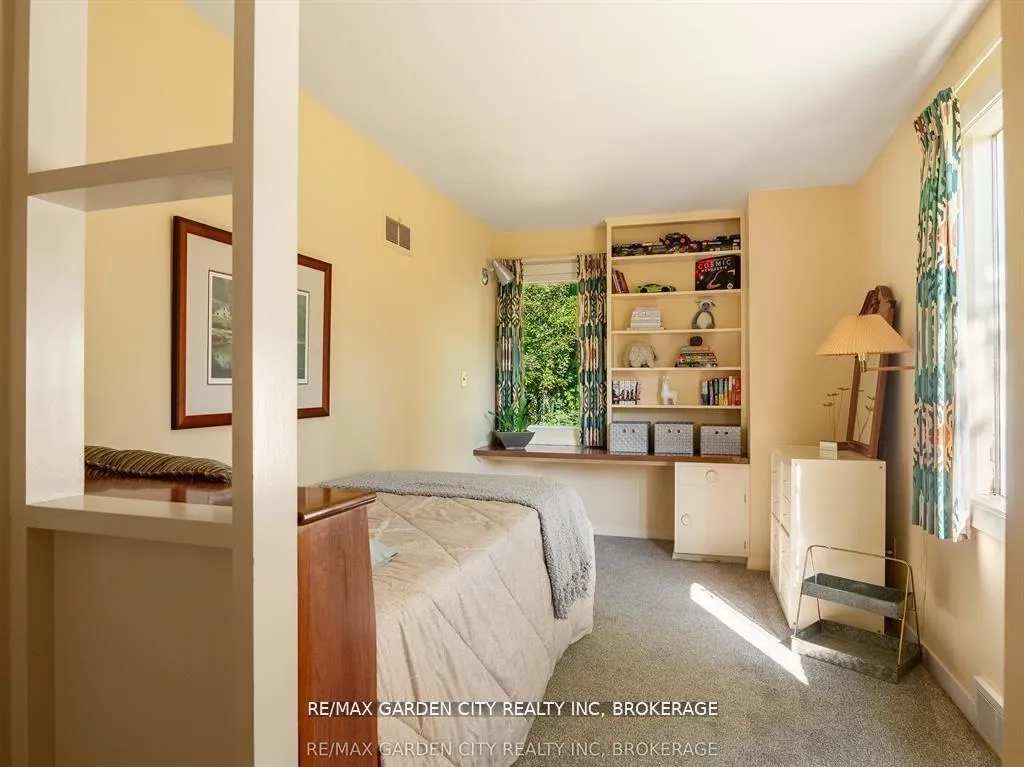 Photo 29 of 46 Henley Drive, St. Catharines, Martindale Pond — HOMEH