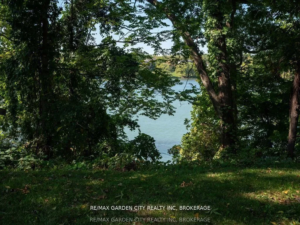 Photo 50 of 46 Henley Drive, St. Catharines, Martindale Pond — HOMEH