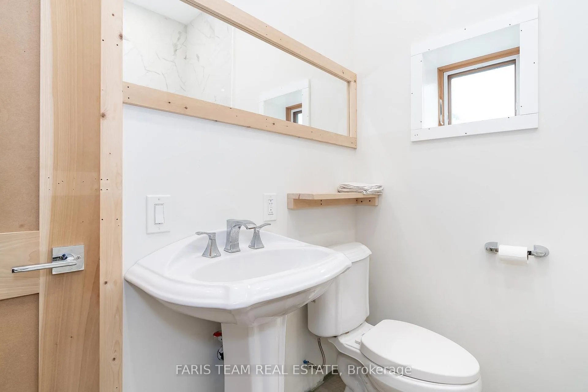 Photo 11 of 2576 Champlain Road, Tiny, Rural Tiny — HOMEH
