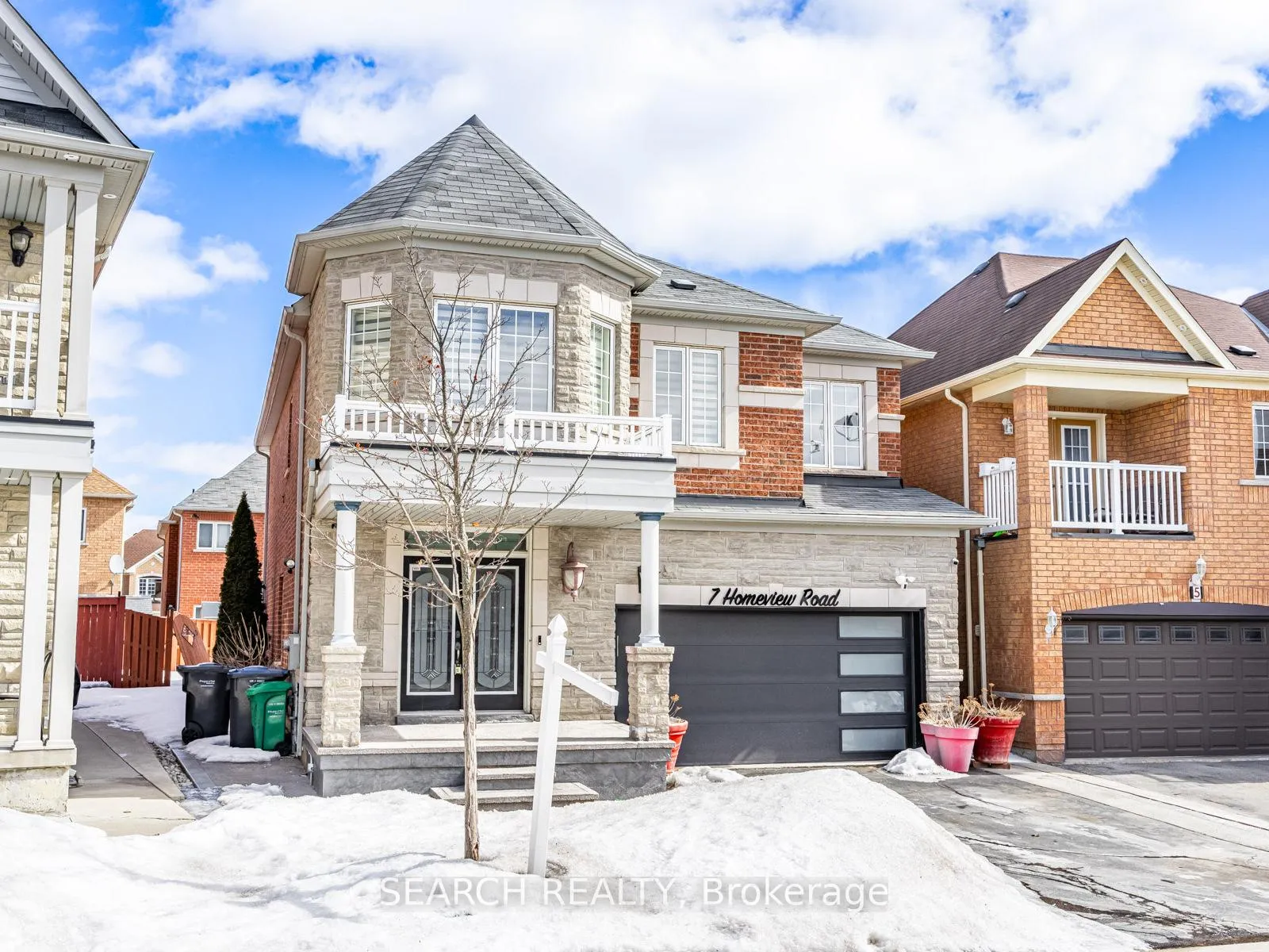 Front of 7 Homeview Road