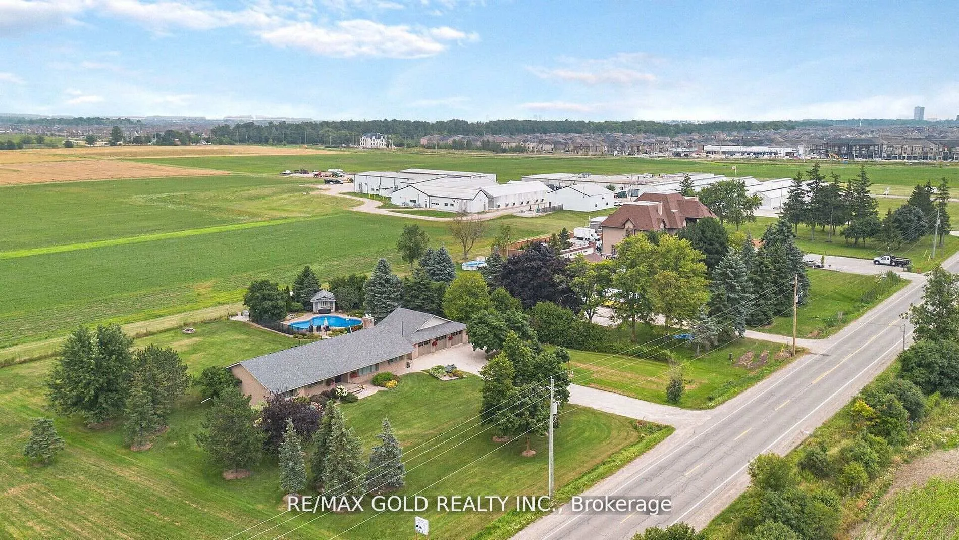 Photo 2 of 12165 Mississauga Road, Caledon, Rural Caledon — HOMEH