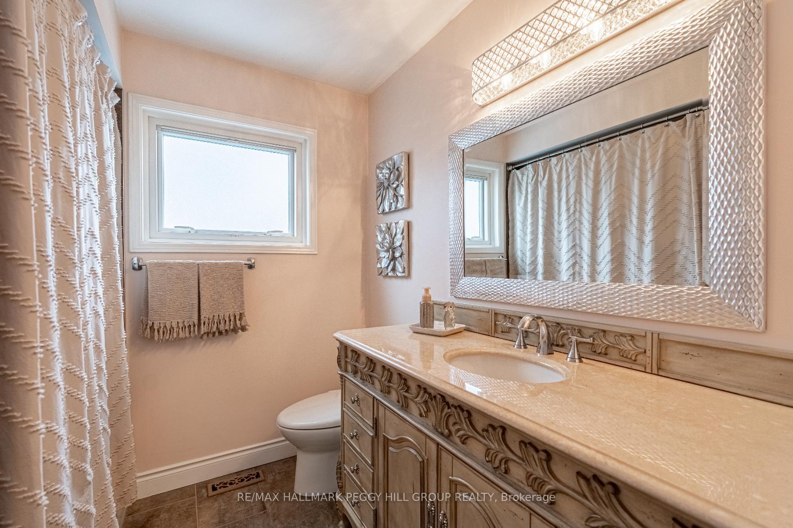 Photo 12 of 30 Darren Drive, Essa, Angus — HOMEH