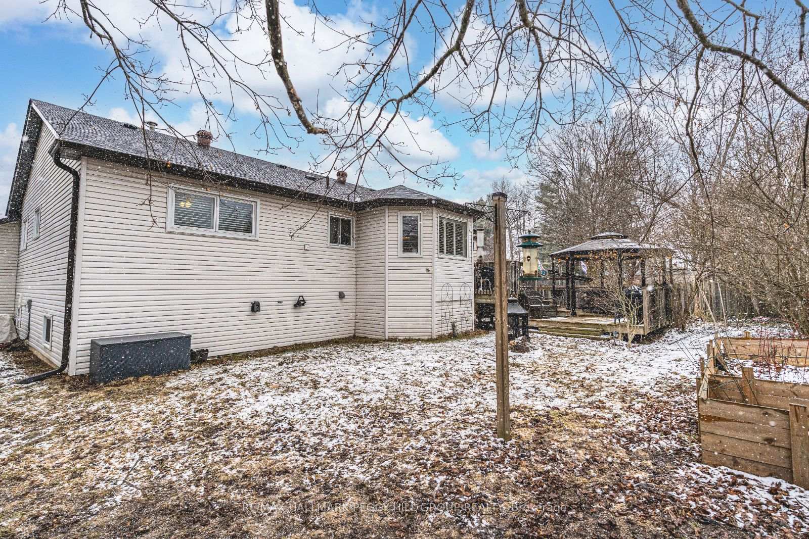 Photo 20 of 30 Darren Drive, Essa, Angus — HOMEH