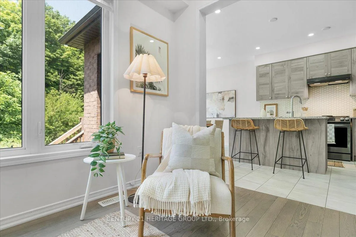 Photo 11 of 157 Cactus Crescent, Hamilton, Stoney Creek Mountain — HOMEH